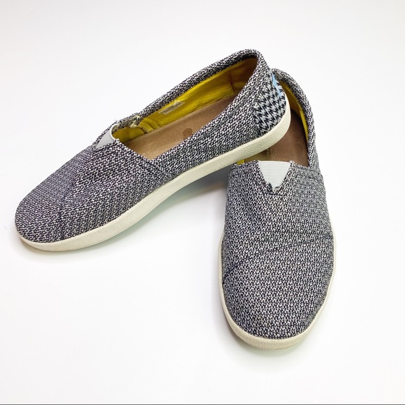 Toms Other - TOMS Men’s Avalon Rubber Bottom Slip On Sneakers 9